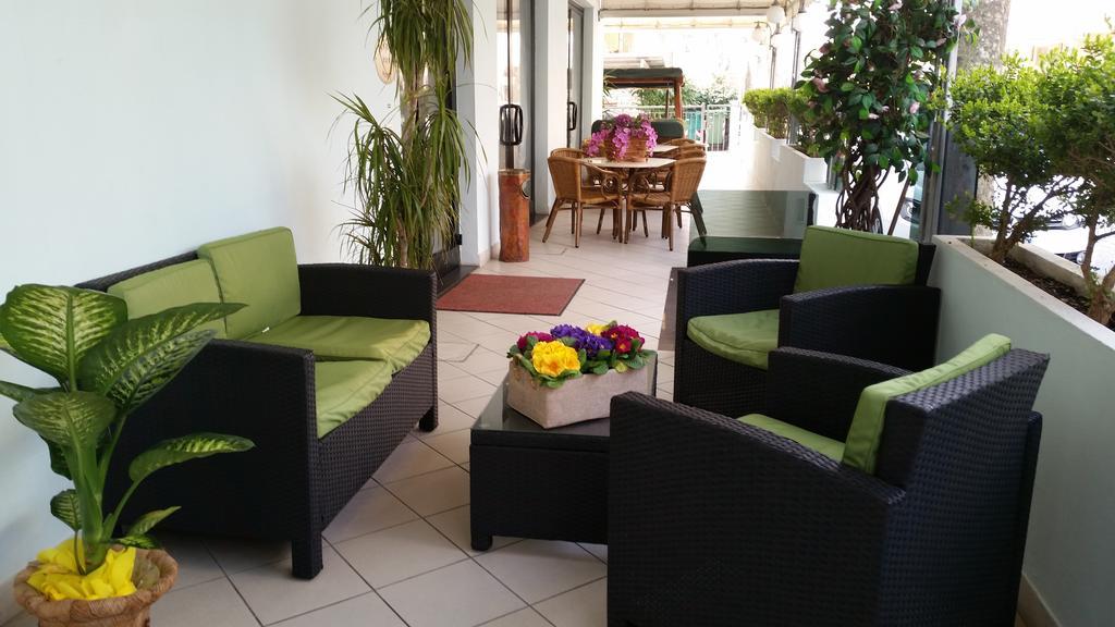 Hotel Santini Rimini Buitenkant foto
